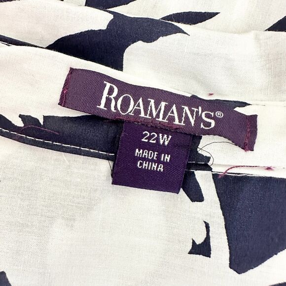 Roaman's Top Women 22W Plus White Navy Floral Button Down Collar Preppy NWOT - Picture 4 of 8